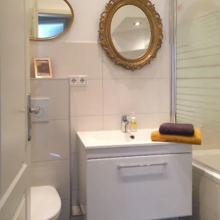 Apartementhaus 2 Kornstrasse Lägenhet *
